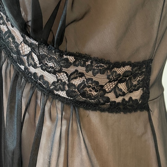 Vintage Vanity Fair Black Mesh & Lace Slip Dress Lingerie Excellent Condition - Picture 4 of 5